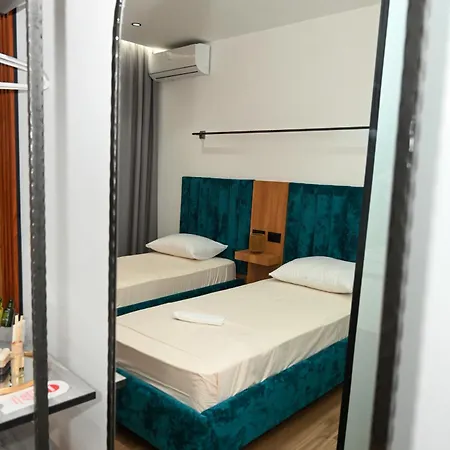 Hotel Apollonia Fier