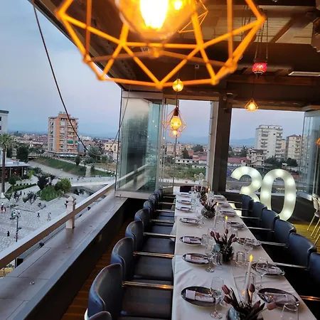 Apollonia 4*
